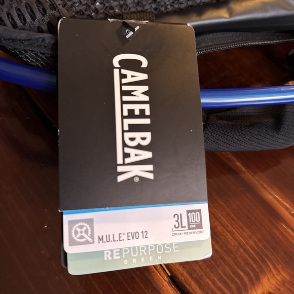 Camelbak M.U.L.E.® Evo 12 Hydration Pack Hiking, Running, Black, New W/Tags - Picture 9 of 12